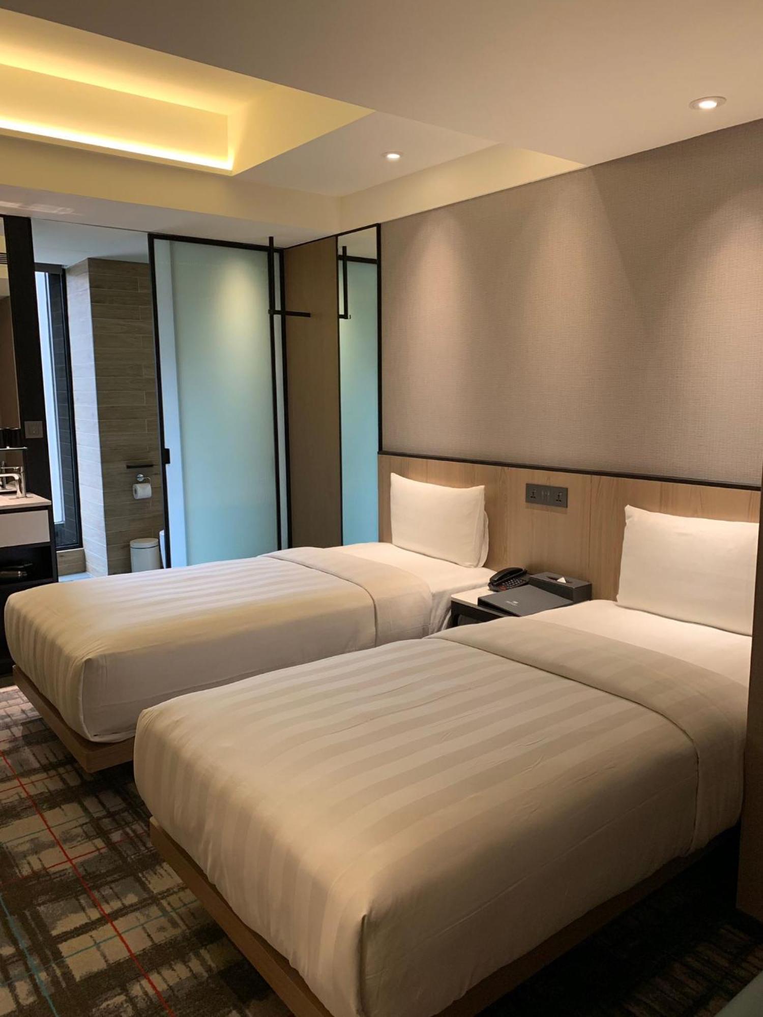 Hotel Midtown Richardson Тайбэй Экстерьер фото