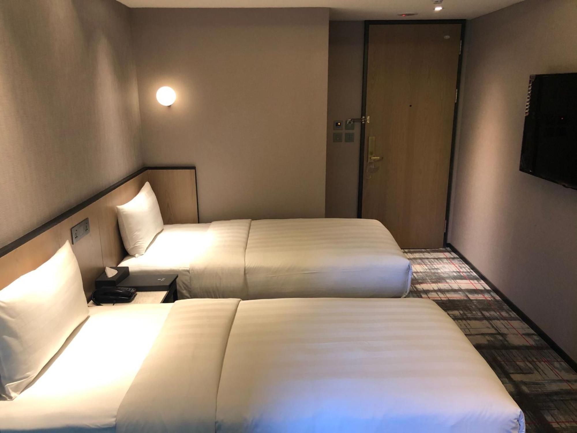 Hotel Midtown Richardson Тайбэй Экстерьер фото